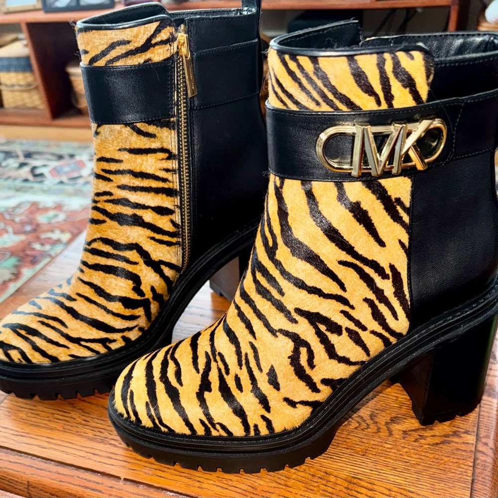 Michael Kors Orange and Black Tiger Stripe Boots